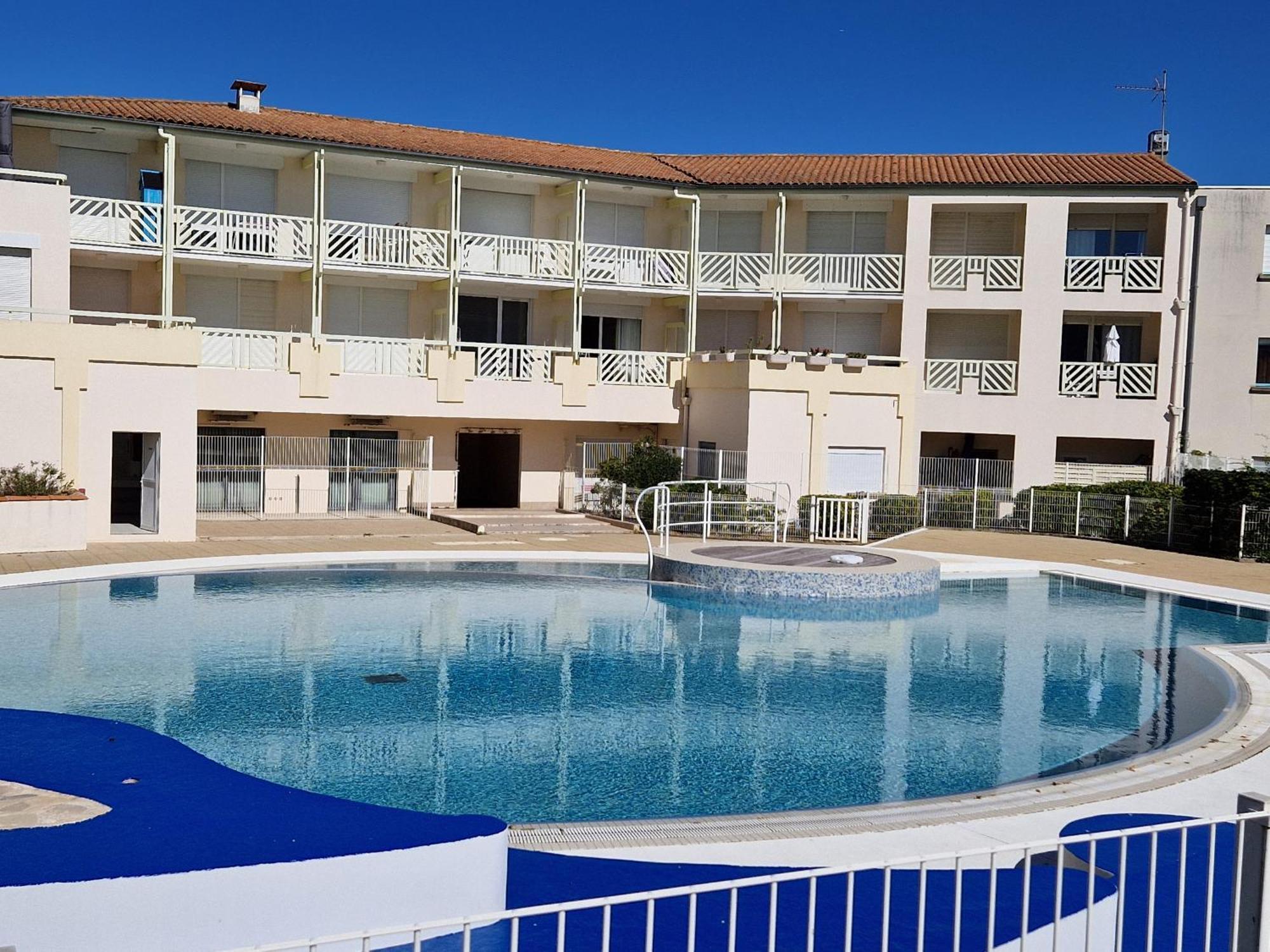 Appartement Pres De La Plage - 4 Pers, Piscine Ouverte, Parking, Animaux Acceptes - Fr-1-706-12 Châtelaillon-Plage المظهر الخارجي الصورة